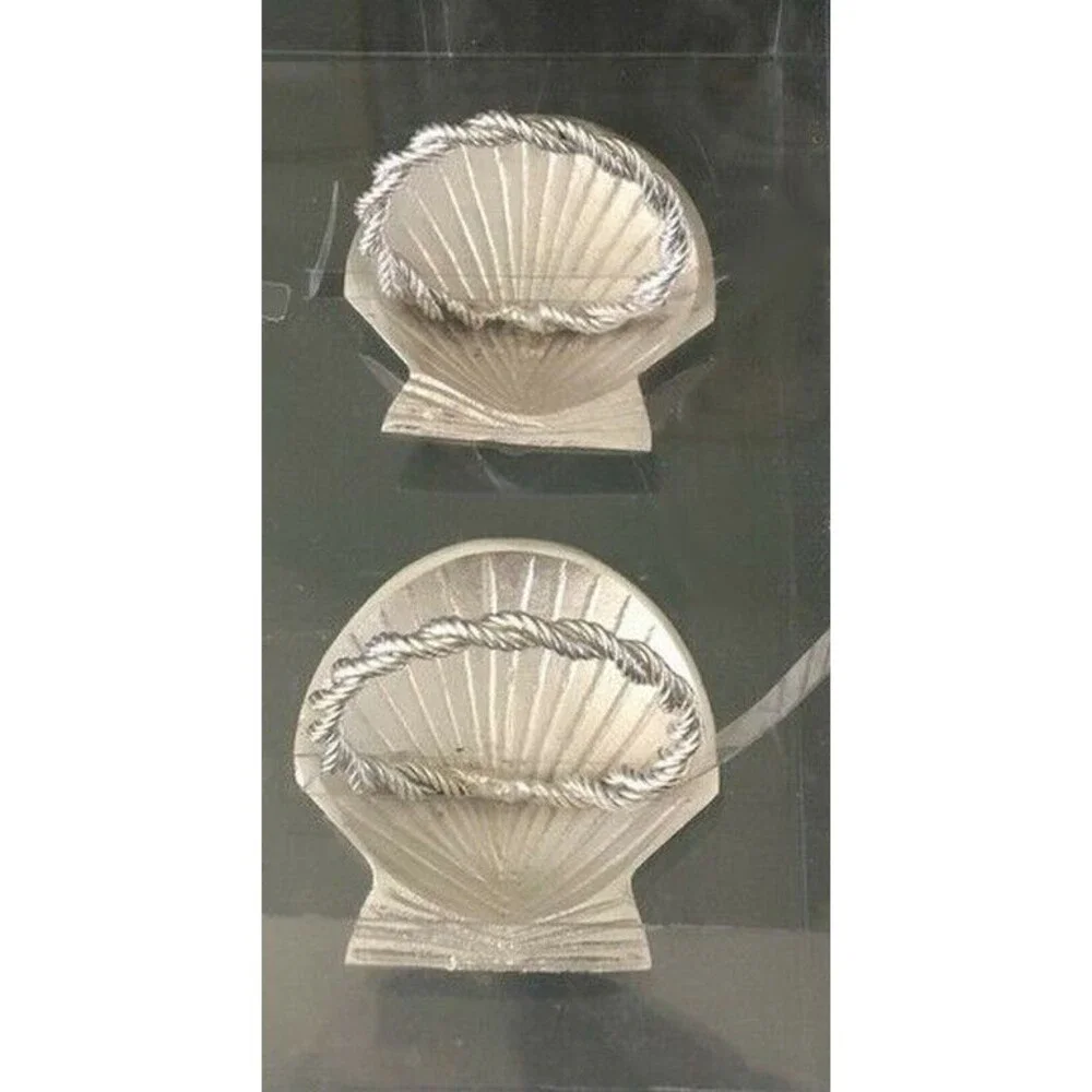 Nantucket shells nautical